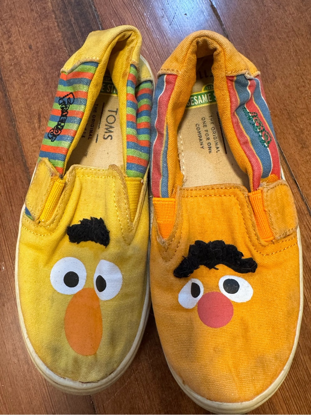 TOMS Kids Yellow & Orange Sesame Street Bert and Ernie Slip-On Sneakers
